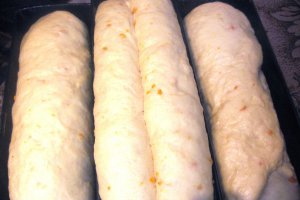 Cozonac cu umplutura mixta, imbracat in ciocolata