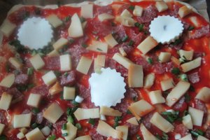 Pizza cu cascaval Delaco si miez de lapte