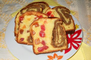 Cozonac cu rahat si nuca