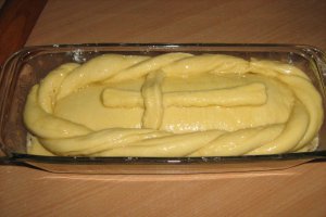 Cozonac cu nuca
