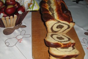 Cozonac cu nuca
