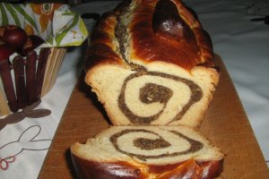 Cozonac cu nuca