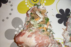 Rulada din carne de porc umpluta cu ou si ciuperci
