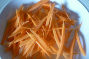 Salata de gulii cu morcovi