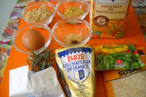 Minitarte cu branza brie