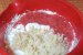 Tort alb-negru cu crema de martipan, capsuni si frisca-6