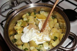 Salata de cartofi cu oua