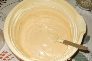 Desert  tort cupola cu vanilie si caramel