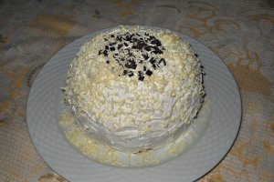 Desert  tort cupola cu vanilie si caramel