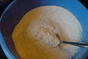 Briose cu topping de branza