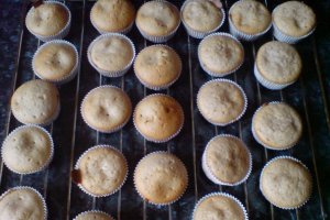 Briose cu topping de branza