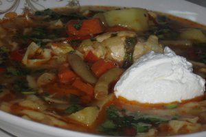 Ciorba taraneasca de pui