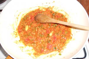Spaghete cu ton si capere