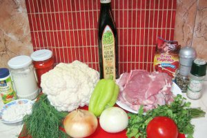 Tocanita de porc cu conopida si sos de marar