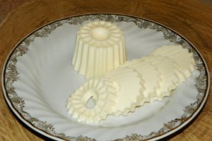 Budinca cu tortellini si 2 feluri de branza