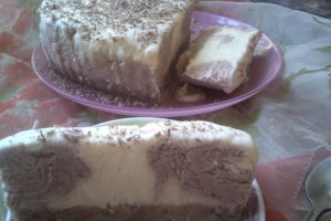 Tort de inghetata