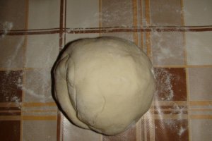 Pizza cu mere si mascarpone