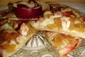 Pizza cu mere si mascarpone