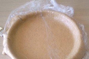 Tarta cu dulceata de zmeura