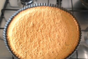 Tarta cu dulceata de zmeura