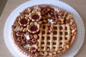 Tarta cu dulceata de zmeura