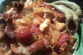 Varza cu carnati