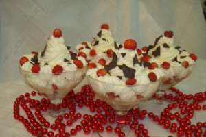 Desert cu fragi