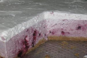 Cheesecake cu dulceata de afine (fara coacere)