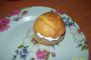 Choux a la creme