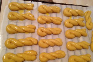 Koulourakia tou Pasxa (biscoturi ptr Paste)