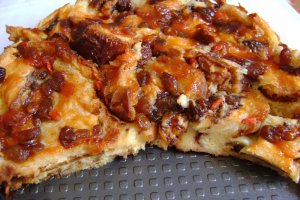 Budinca pufoasa din cozonac,crema de whiskey si goji