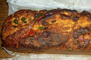Cozonac cu umplutura mixta
