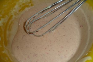 Rulada cu gem de visine si crema de vanilie