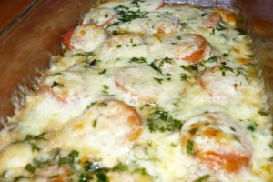 Carnati cu ciuperci si cascaval, la cuptor