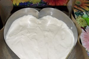 Tort de Dragobete, inimioara
