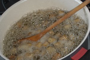 Dulceata de nuci verzi
