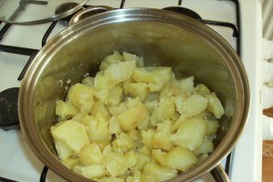 Salata de varza si cartofi