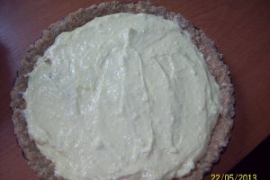 Tarta cu branza si capsuni