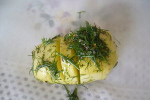 Friptura de porc si garnitura de  cartofi noi