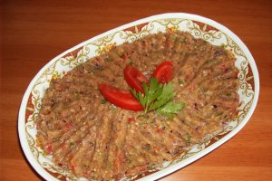 Salata de vinete colorate