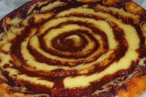 Cheesecake spiralat cu ciocolata
