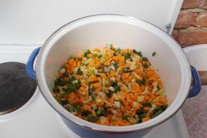 Ciorba de orez cu tacamuri de pui