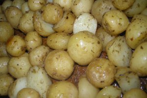 Cartofi cu oregano