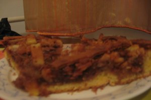 Tarta cu migdale, ciocolata , stafide si nuca de cocos