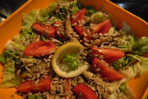 Salata ultra-rapida cu sprot afumat