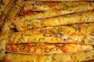 Saleuri cu multa branza si cascaval