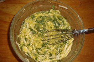 Omleta cu cascaval si ceapa verde