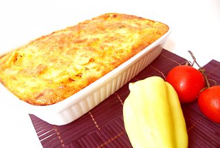 Cartofi noi cu piept de pui la cuptor