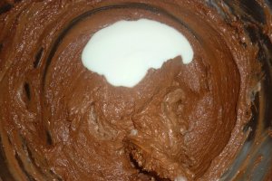 Brownie cu piersici