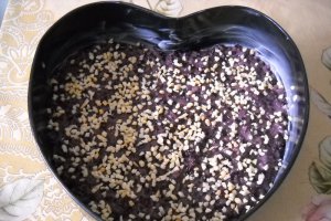 Tort de orez negru